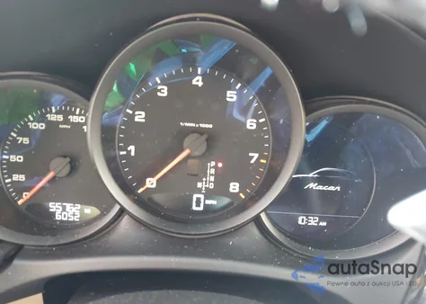 2018 Porsche Macan z USA, uszkodzony, nr VIN WP1AA2A51JLB15423